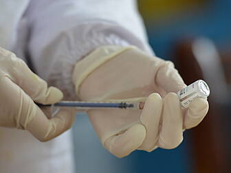 Are Public Health Officials Sc...
